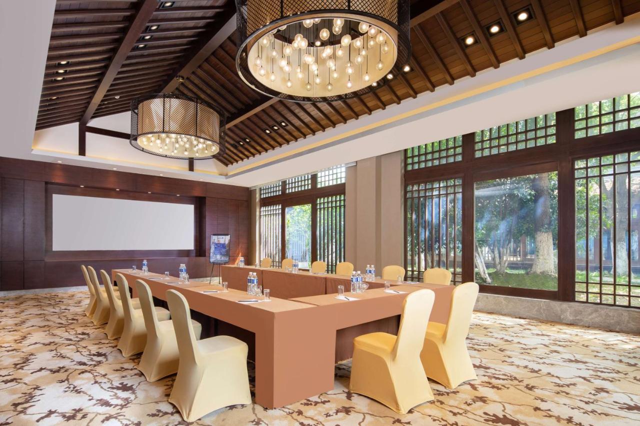 Radisson Blu Resort Wetland Park Βούξι Εξωτερικό φωτογραφία